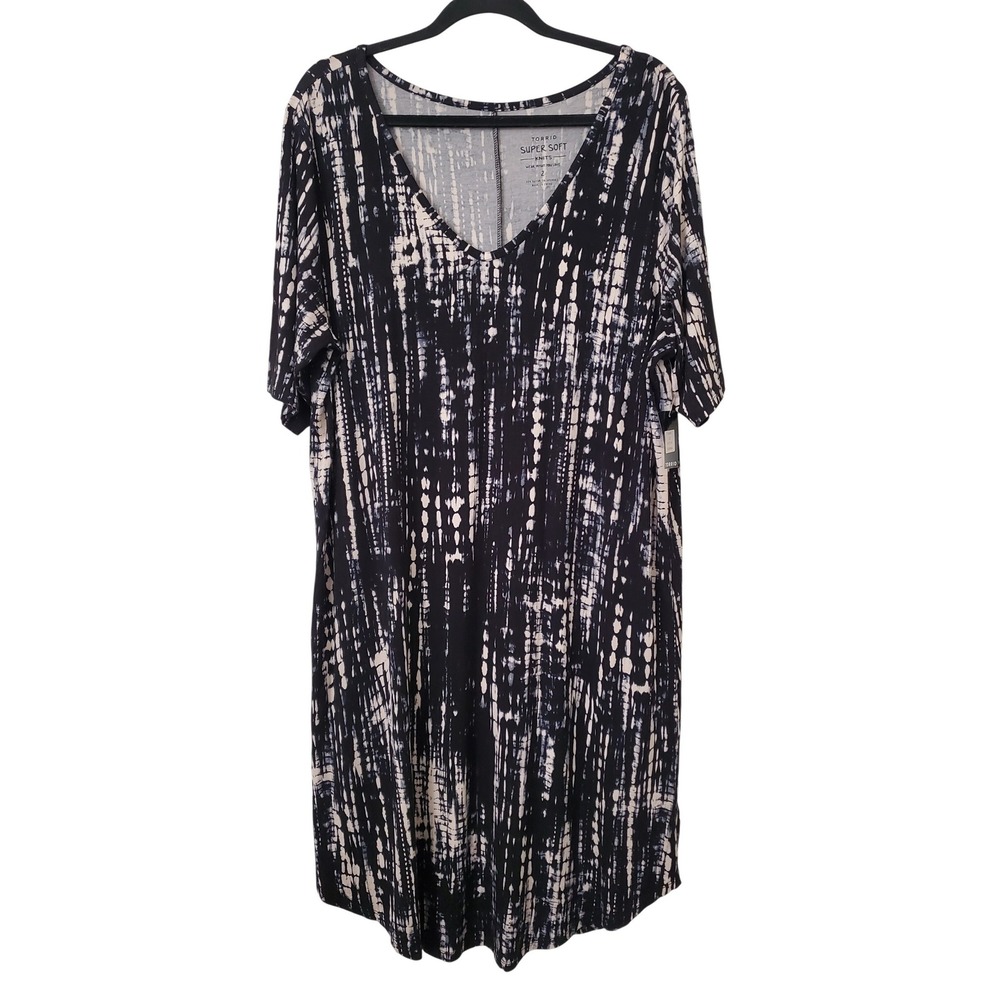 NWT Torrid‎ 2X Black White Tie Dye Super Soft Knits VNeck Dress Stretch Midi